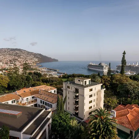 In Town View * Funchal (Madeira)