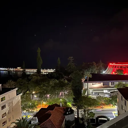 In Town View فونشال